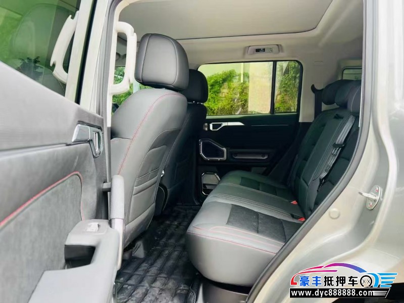 25年捷途旅行者轿车抵押车出售