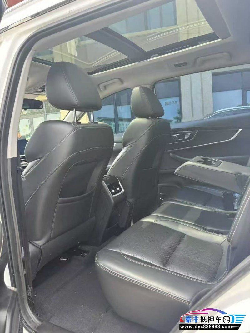 23年奇瑞瑞虎8轿车抵押车出售