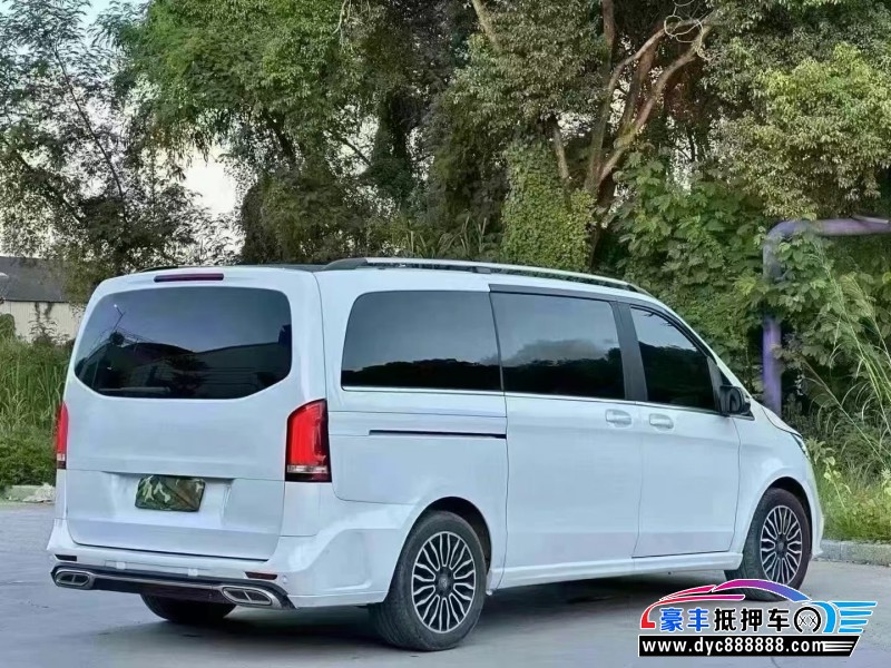 18年奔驰V轿车抵押车出售