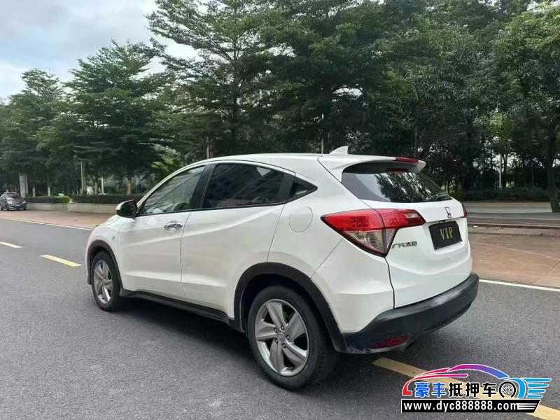 21年本田缤智轿车抵押车出售