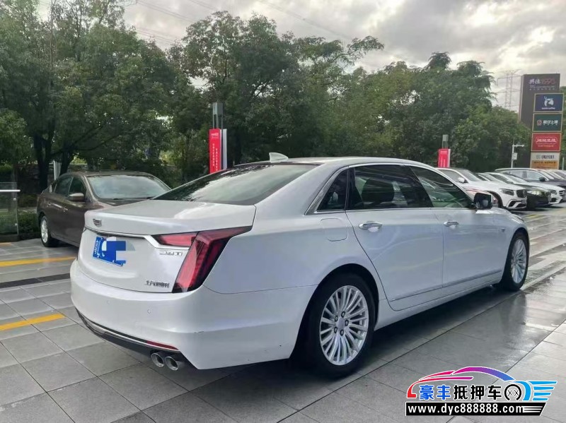 22年凯迪拉克CT6轿车抵押车出售