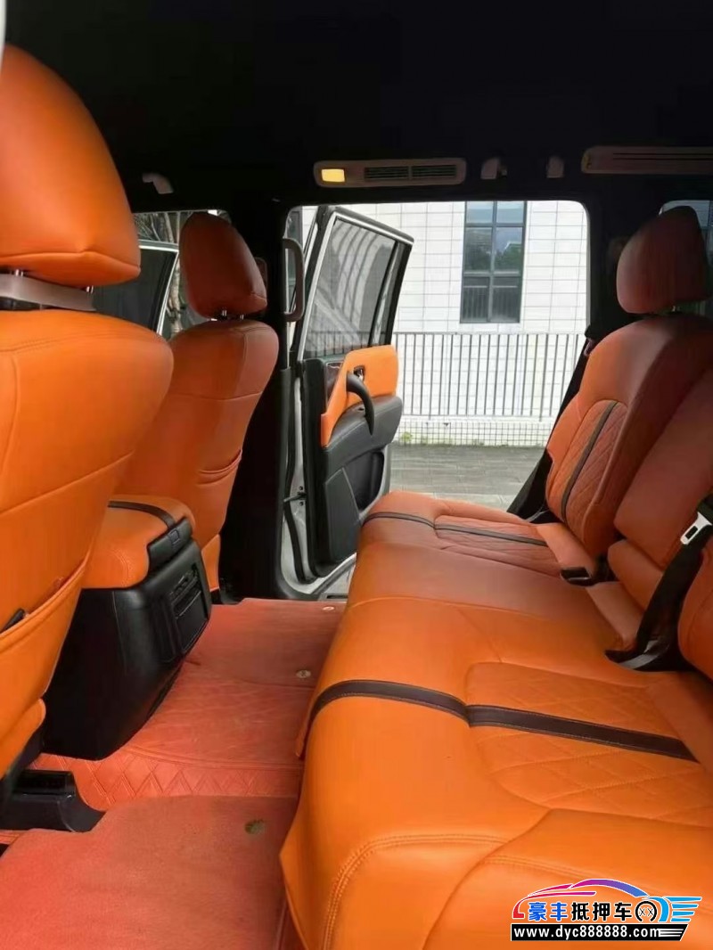 17年日产途乐轿车抵押车出售