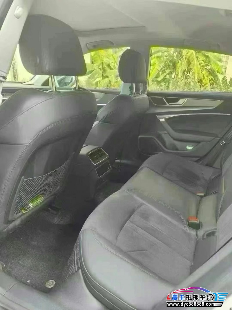 24年奥迪A7轿车抵押车出售