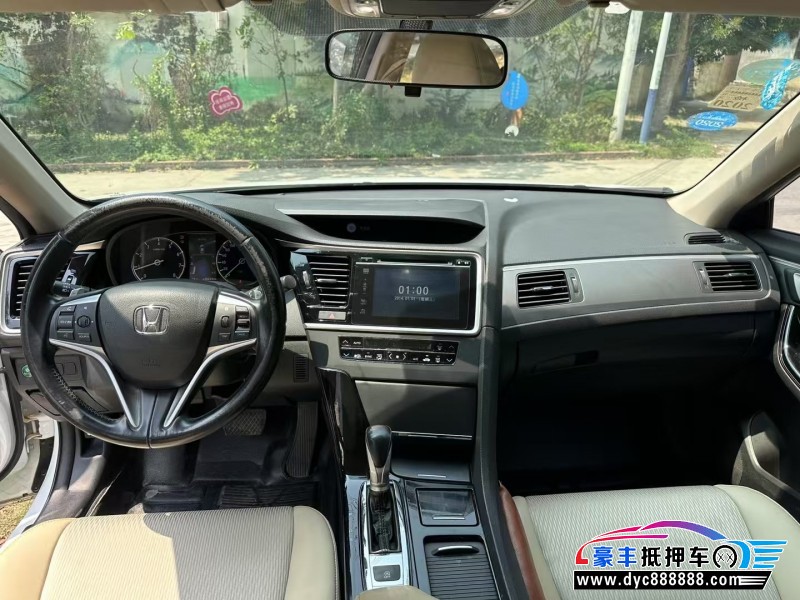 16年本田思铂睿轿车抵押车出售