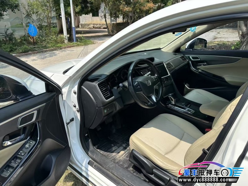 16年本田思铂睿轿车抵押车出售