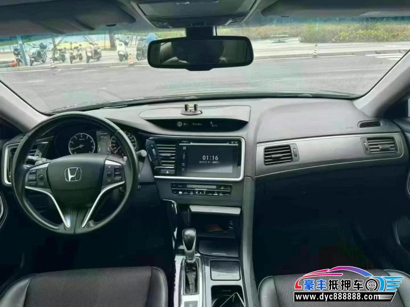 16年本田思铂睿轿车抵押车出售