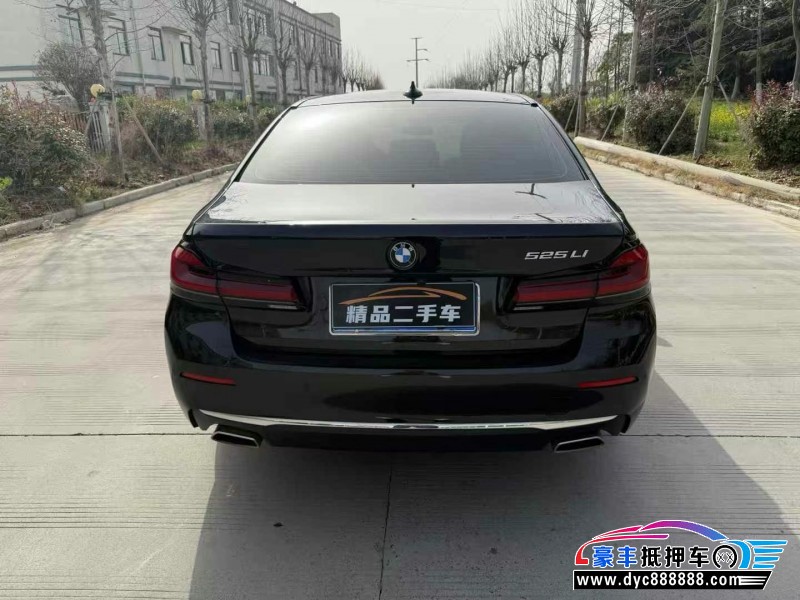 21年宝马5系轿车抵押车出售