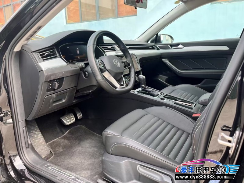 24年大众迈腾轿车抵押车出售