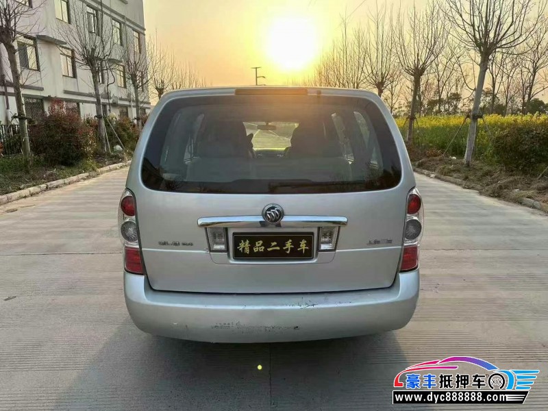 15年别克GL8MPV抵押车出售