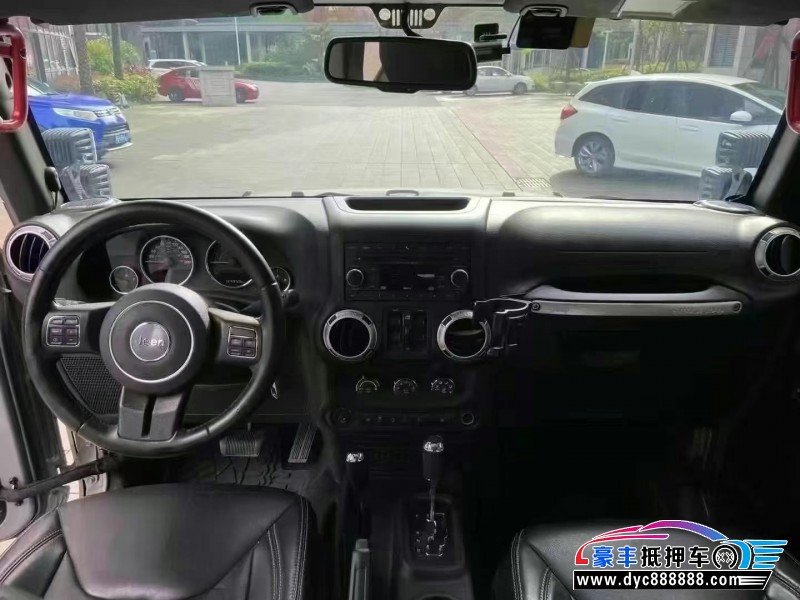 19年Jeep牧马人轿车抵押车出售