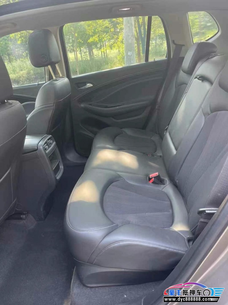 18年别克昂科威轿车抵押车出售