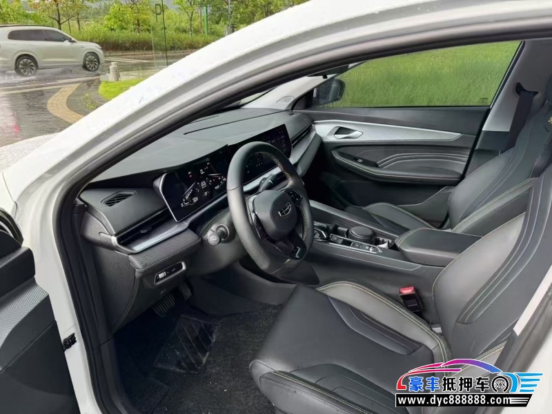 25年吉利缤瑞轿车抵押车出售