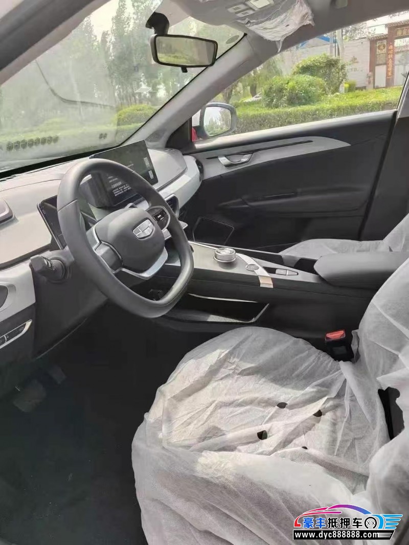 25年吉利几何轿车抵押车出售