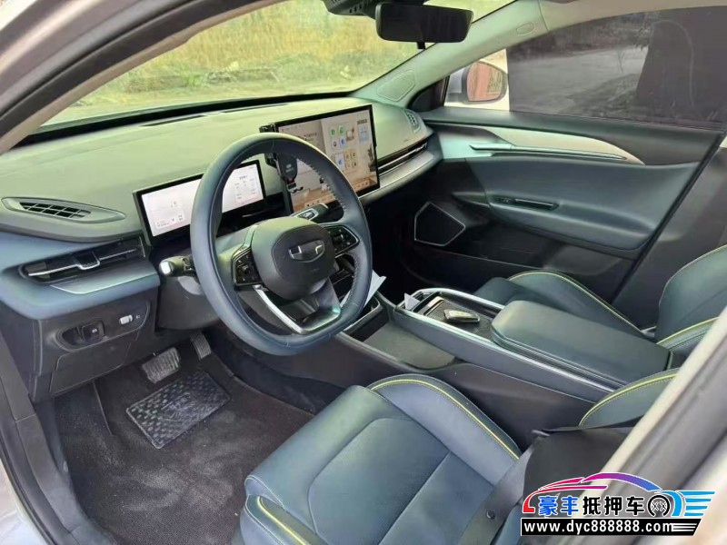 24年吉利几何轿车抵押车出售