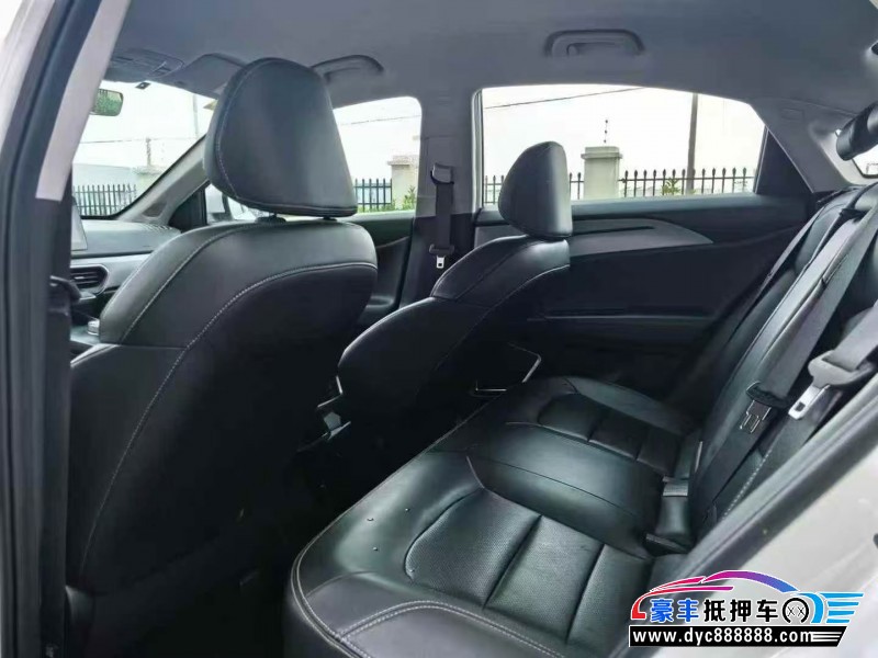 24年吉利几何轿车抵押车出售