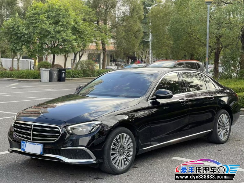22年奔驰E轿车抵押车出售