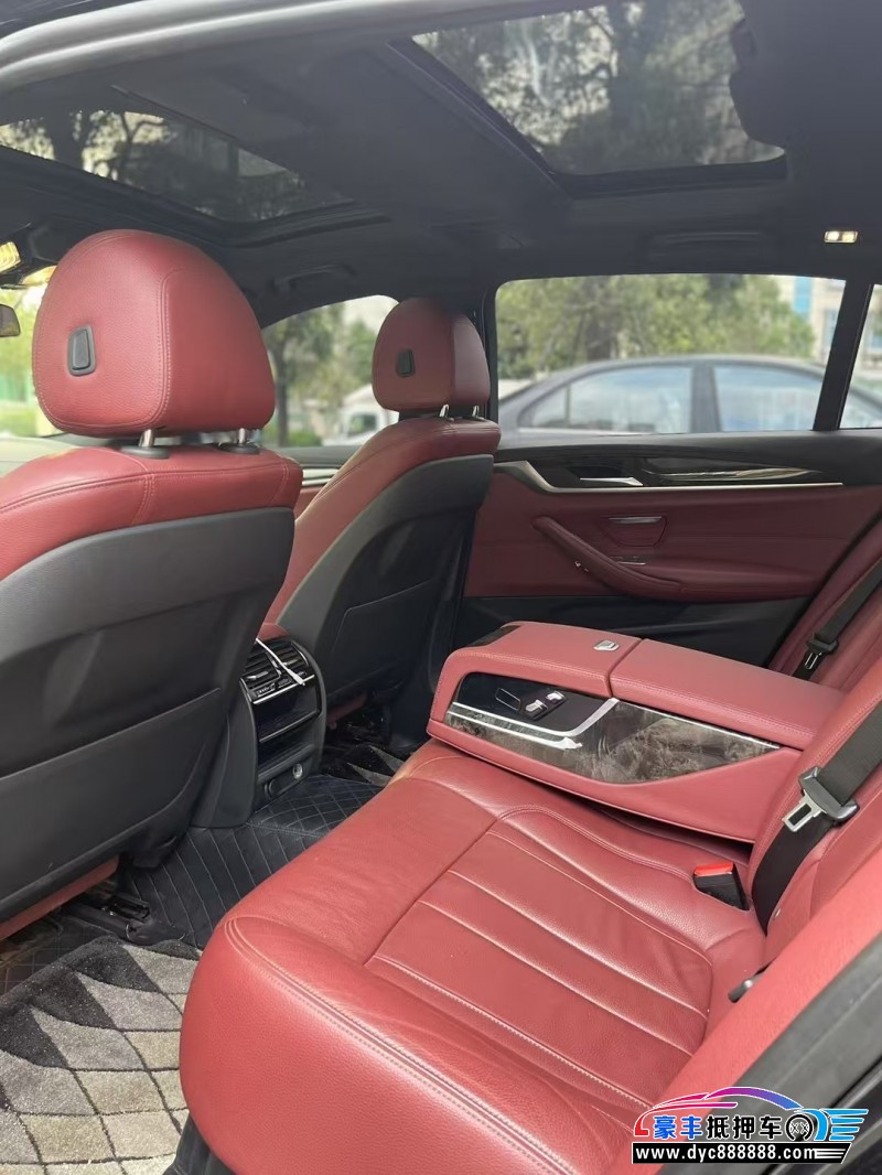 18年宝马5系轿车抵押车出售