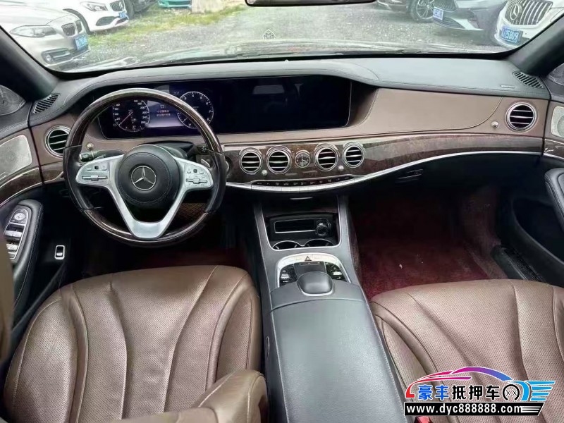 19年奔驰S轿车抵押车出售