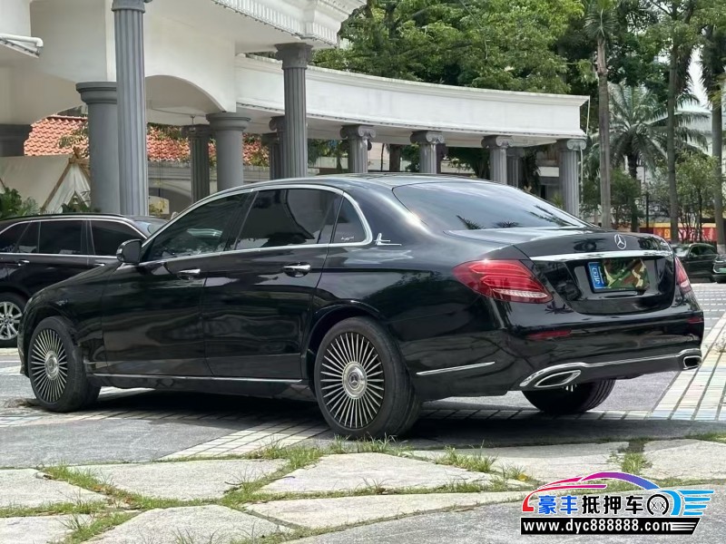 18年奔驰E轿车抵押车出售