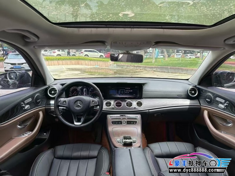 18年奔驰E轿车抵押车出售