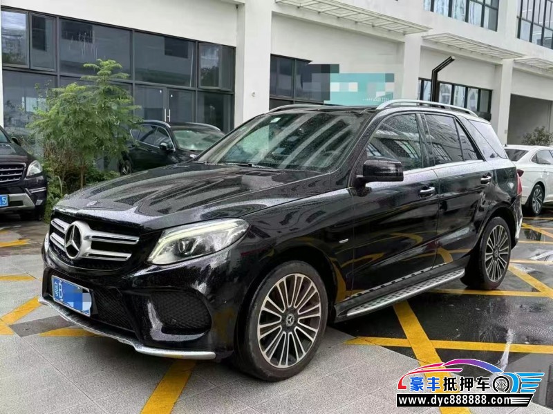 18年奔驰GLE轿车抵押车出售
