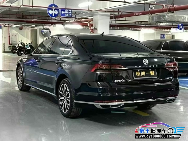 18年大众辉昂轿车抵押车出售