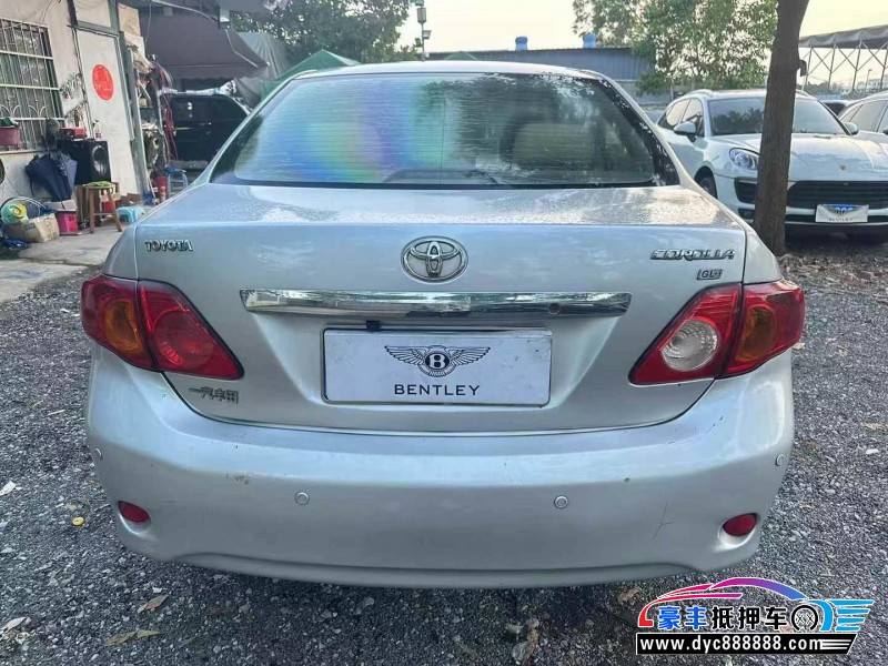 11年丰田卡罗拉轿车抵押车出售