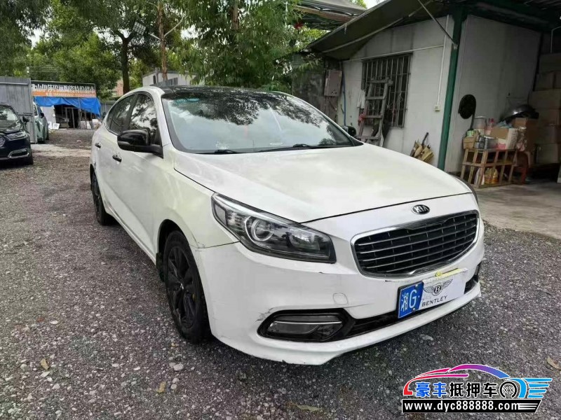 16年起亚K4轿车抵押车出售