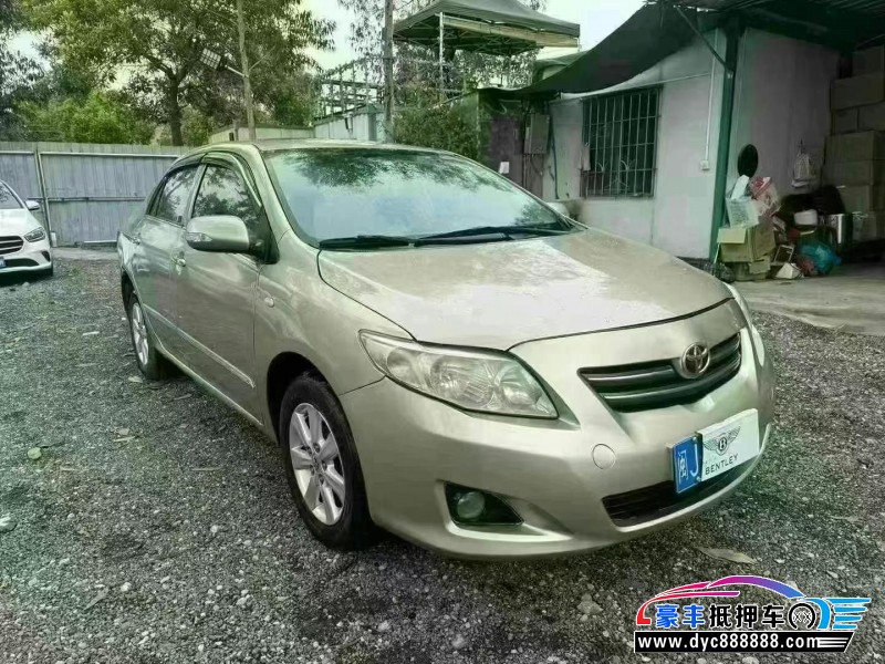 10年丰田卡罗拉轿车抵押车出售