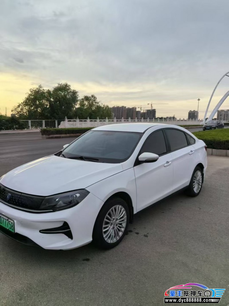 22年东风风行s60轿车抵押车出售