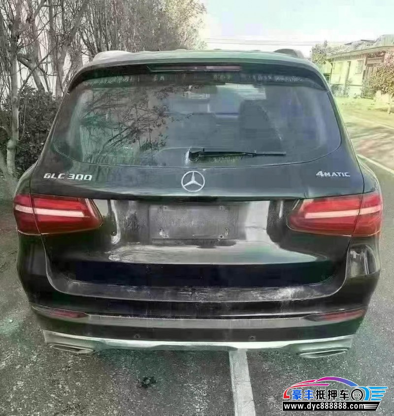 16年奔驰GLCSUV抵押车出售