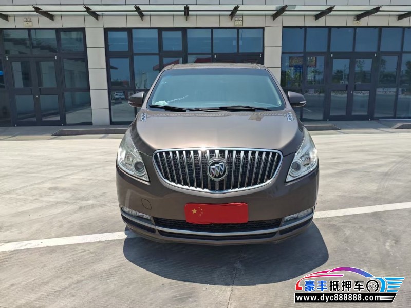 16年别克GL8轿车抵押车出售