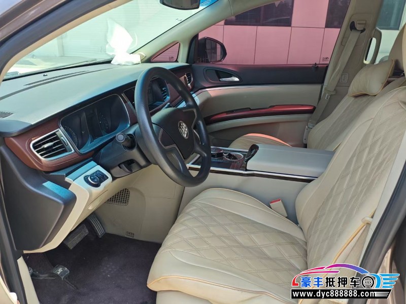 16年别克GL8轿车抵押车出售