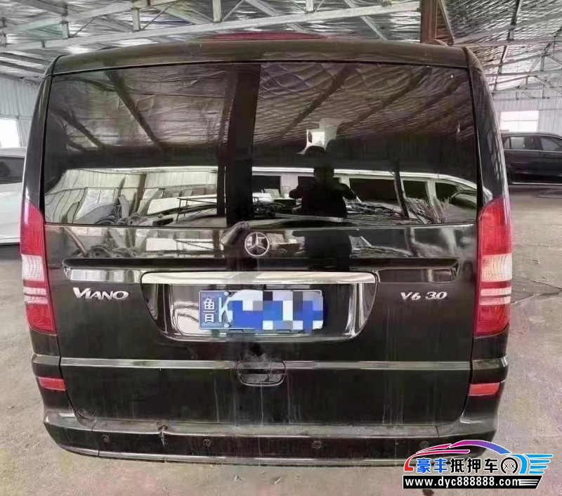 16年奔驰唯雅诺MPV抵押车出售