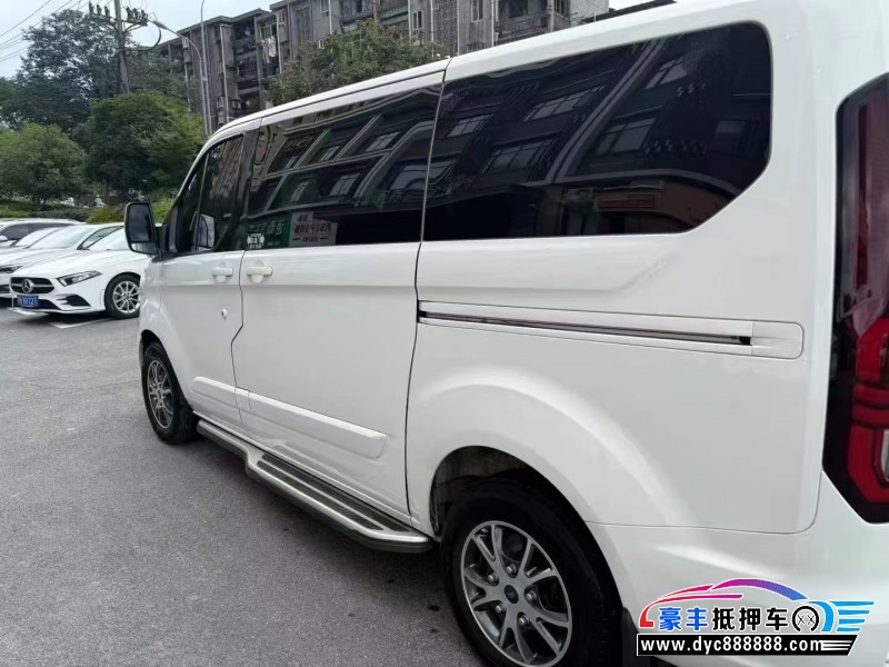 23年福特途睿欧MPV抵押车出售