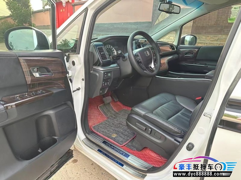 17年本田艾力绅轿车抵押车出售