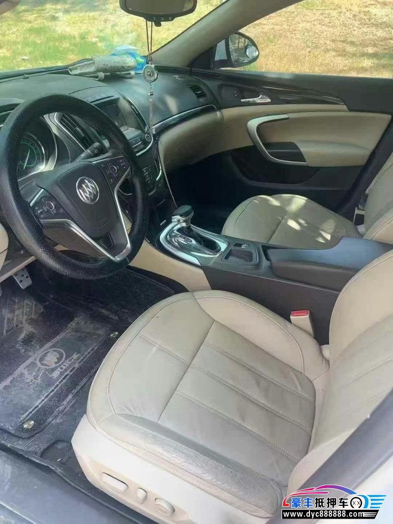 14年别克君威轿车抵押车出售