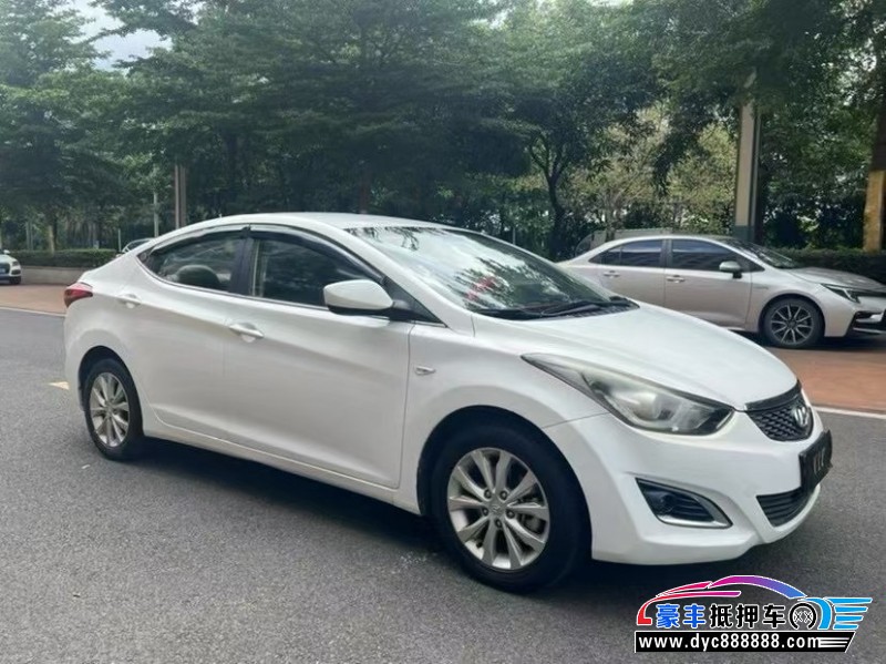 25年大众朗动轿车抵押车出售