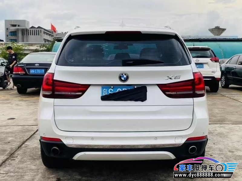 17年宝马X5轿车抵押车出售