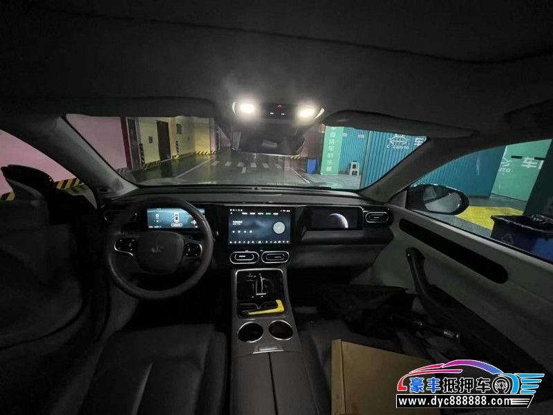 24年零跑C11轿车抵押车出售