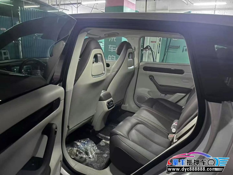 24年零跑C11轿车抵押车出售