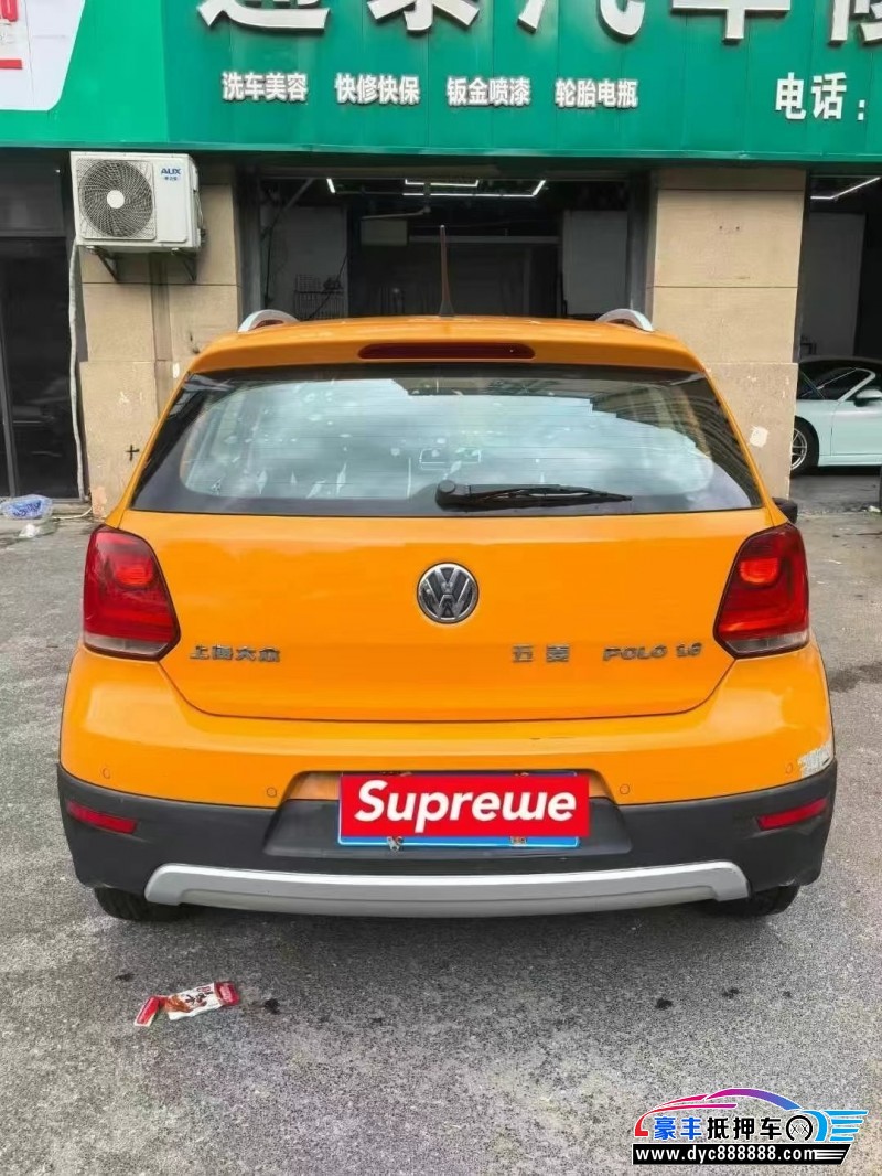 13年大众polo轿车抵押车出售