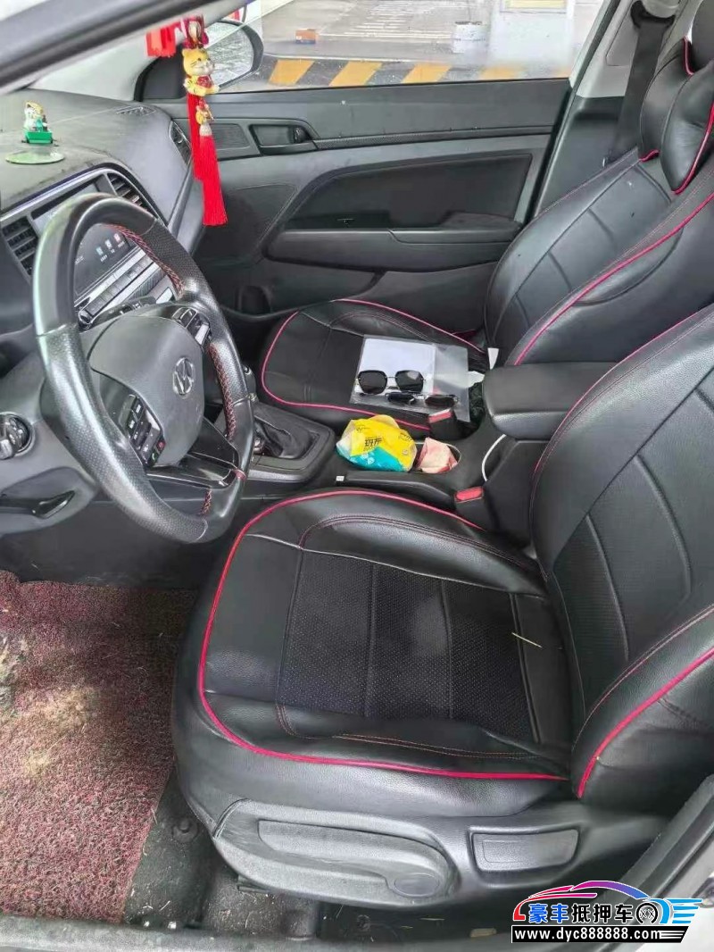 18年现代领动轿车抵押车出售