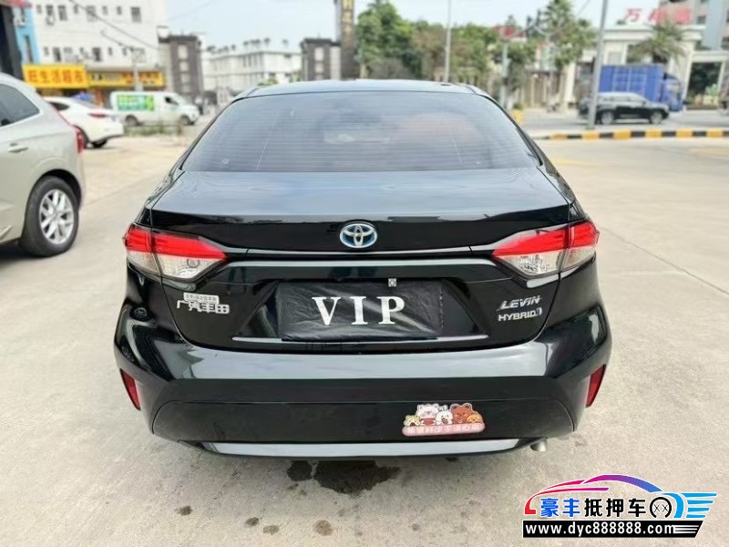 21年丰田雷凌轿车抵押车出售