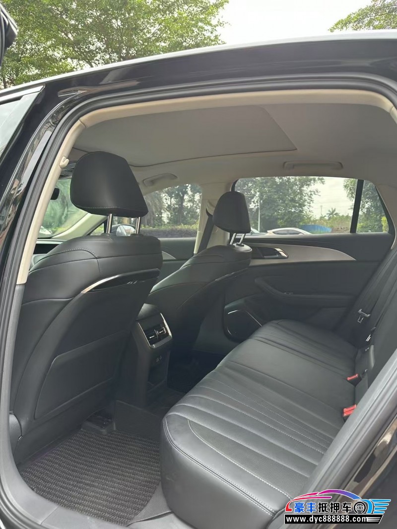 24年红旗H5轿车抵押车出售