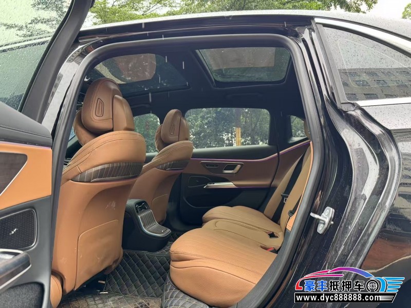 24年奔驰E轿车抵押车出售