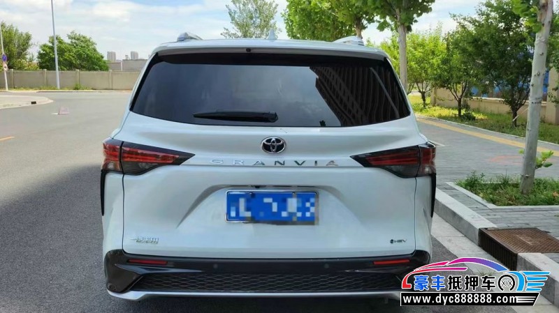 24年丰田格瑞维亚轿车抵押车出售