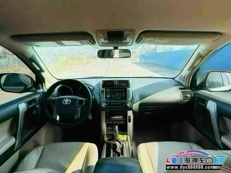 13年丰田普拉多（霸道）轿车抵押车出售