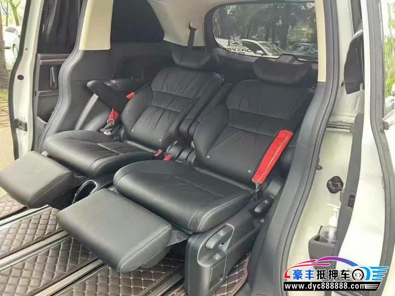 22年本田奥德赛轿车抵押车出售