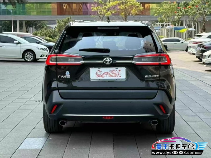 22年丰田威兰达轿车抵押车出售